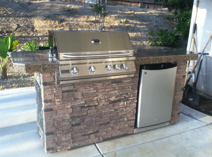 KoKoMo Grills 7'6" St. John Outdoor Kitchen BBQ Island Grill